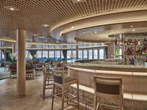 Panorama Lounge, Silver Moon.